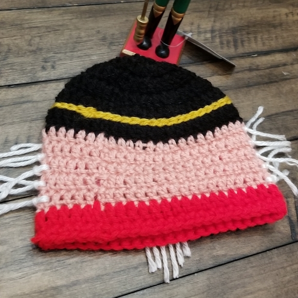 0-3 mons Nutcracker crochet hat - Picture 5 of 6